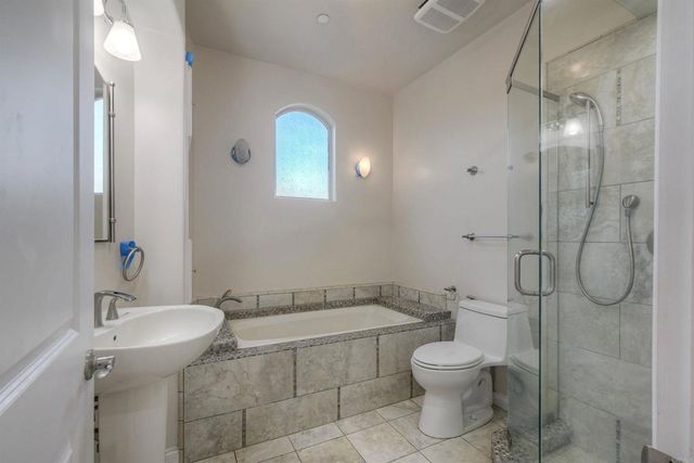 20227 Ash Lane, Escondido, CA 92029