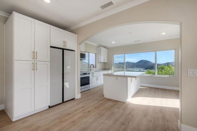 20227 Ash Lane, Escondido, CA 92029