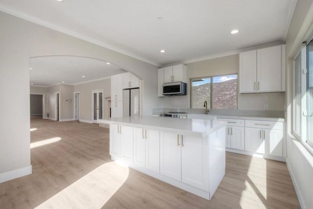 20227 Ash Lane, Escondido, CA 92029