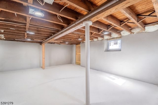 11 Millbrook Ave, Dover Town, NJ 07801