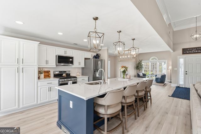 5220 Jonathans Way, Cumming, GA 30040