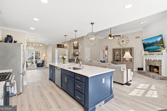 5220 Jonathans Way, Cumming, GA 30040