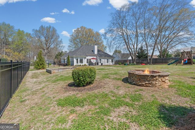 5220 Jonathans Way, Cumming, GA 30040