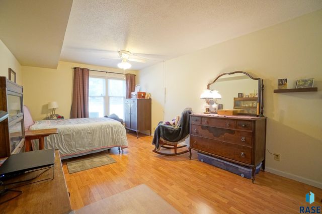 2501 S Kiwanis Ave Avenue 115, Sioux Falls, SD 57105