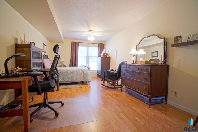 2501 S Kiwanis Ave Avenue 115, Sioux Falls, SD 57105