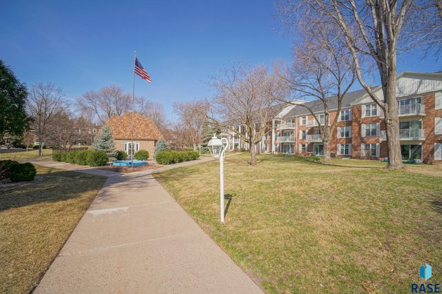 2501 S Kiwanis Ave Avenue 115, Sioux Falls, SD 57105