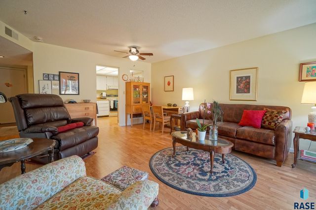 2501 S Kiwanis Ave Avenue 115, Sioux Falls, SD 57105