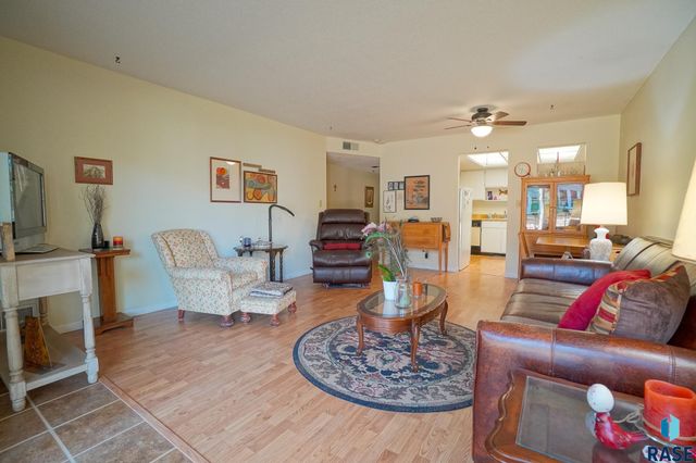 2501 S Kiwanis Ave Avenue 115, Sioux Falls, SD 57105