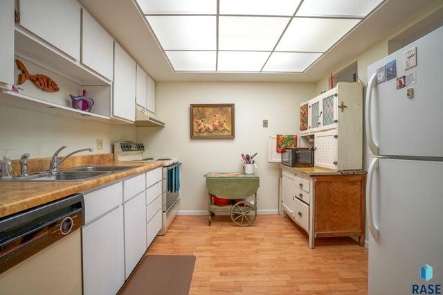 2501 S Kiwanis Ave Avenue 115, Sioux Falls, SD 57105