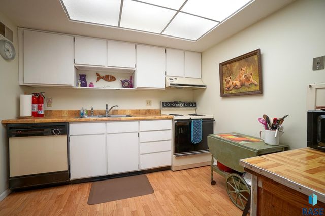 2501 S Kiwanis Ave Avenue 115, Sioux Falls, SD 57105