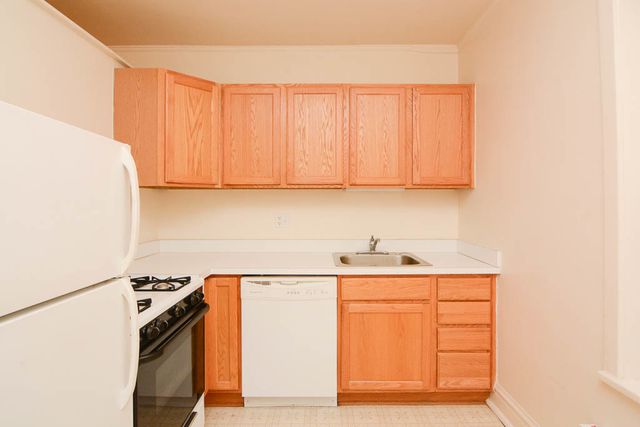 4311 N FRANCISCO Avenue 3C, Chicago, IL 60618