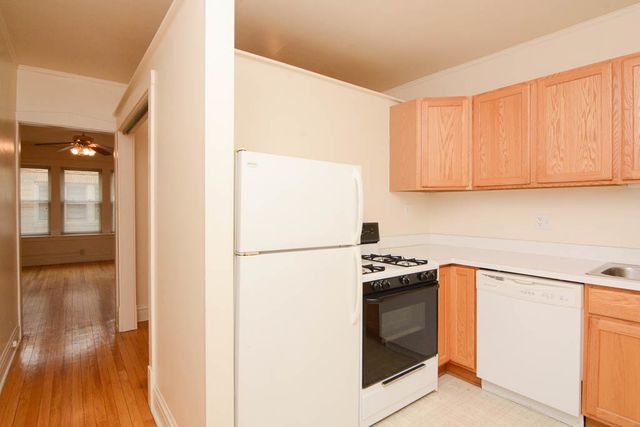 4311 N FRANCISCO Avenue 3C, Chicago, IL 60618