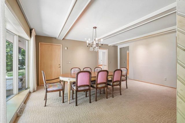S46W28740 Perren Dale ROAD, Waukesha, WI 53189