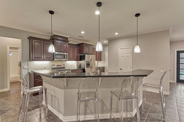 11127 Hunters Landing, Montgomery, TX 77356