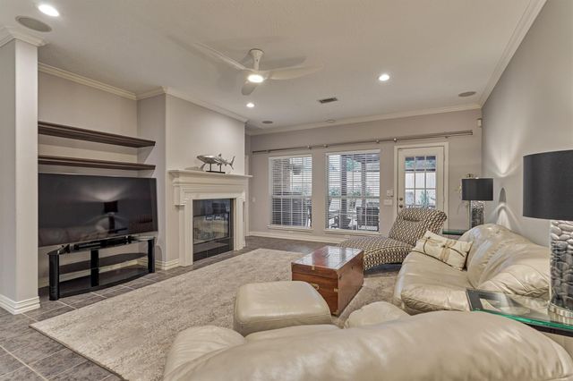 11127 Hunters Landing, Montgomery, TX 77356