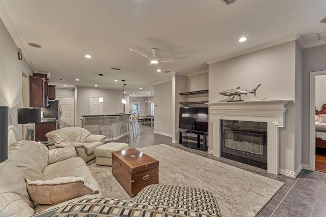 11127 Hunters Landing, Montgomery, TX 77356