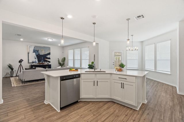 7808 Lawford CT, Austin, TX 78744