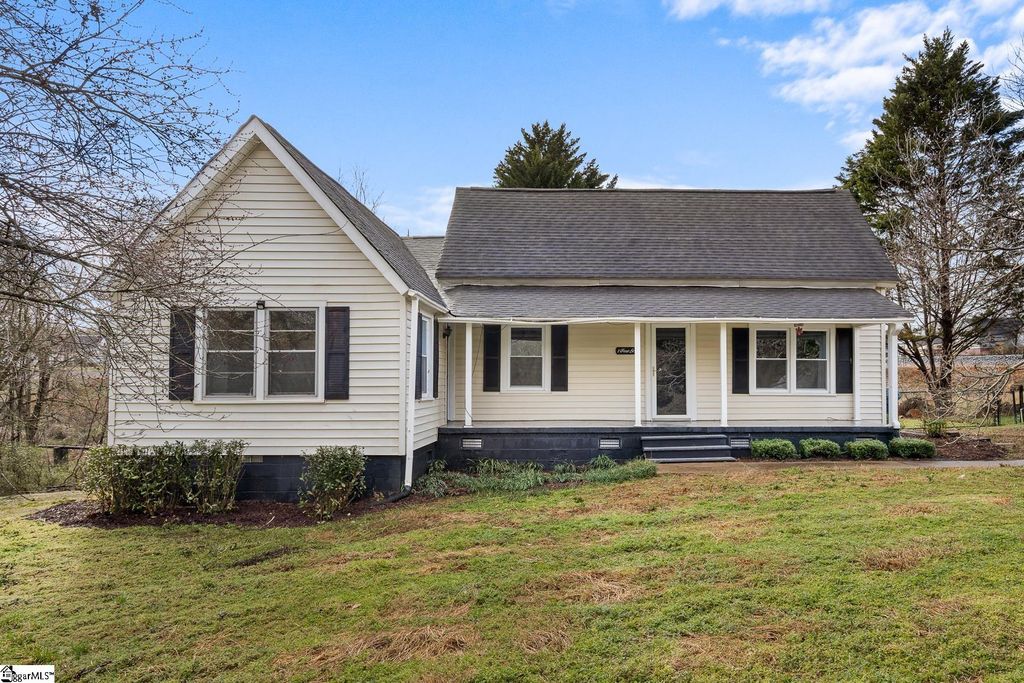 1 Frost Street, Pelzer, SC 29669