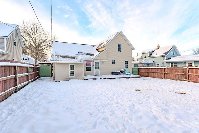 617 N COTTAGE STREET, Merrill, WI 54452