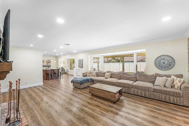 3790 Kings Way, Boca Raton, FL 33434