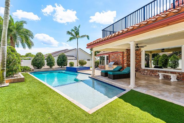 3790 Kings Way, Boca Raton, FL 33434