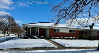 1905 Newman Street, Trenton, MI 48183