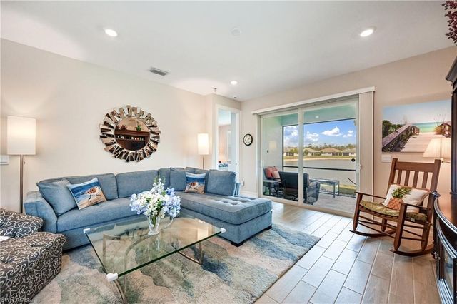 1036 Tranquil Brook DR, Naples, FL 34114