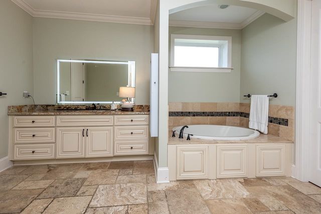 52 SALEM OAKS CV, Atoka, TN 38004