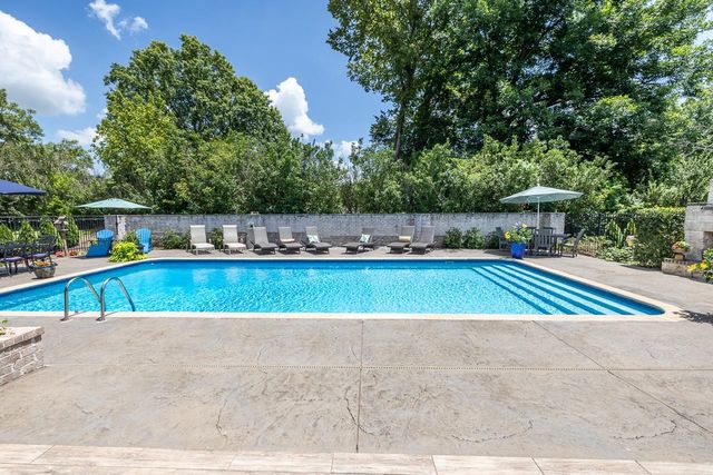 52 SALEM OAKS CV, Atoka, TN 38004