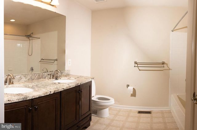 18136 PRESTWICK TER, Hagerstown, MD 21740