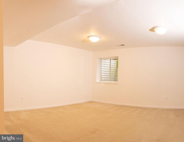 18136 PRESTWICK TER, Hagerstown, MD 21740