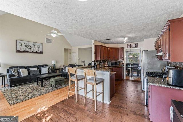 242 Birch Circle, Riverdale, GA 30274