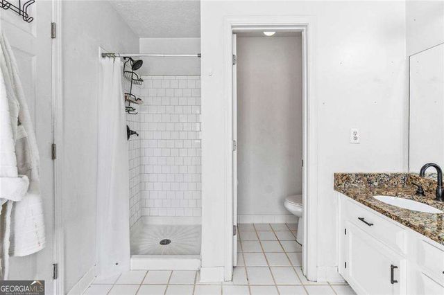 242 Birch Circle, Riverdale, GA 30274
