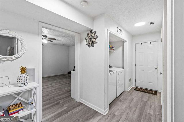 242 Birch Circle, Riverdale, GA 30274