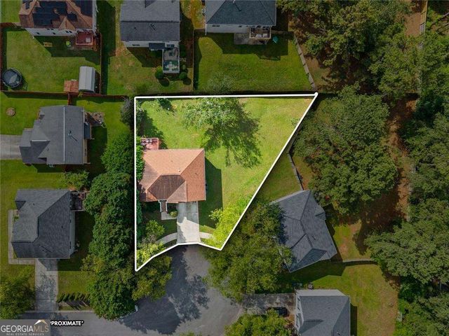 242 Birch Circle, Riverdale, GA 30274