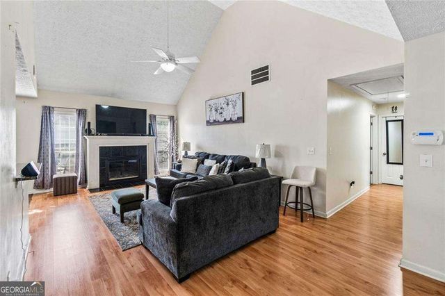 242 Birch Circle, Riverdale, GA 30274