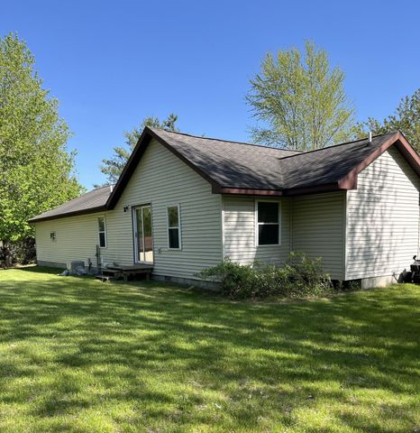 2290 Dale Roads, Beaverton, MI 48612