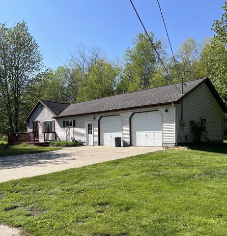 2290 Dale Roads, Beaverton, MI 48612