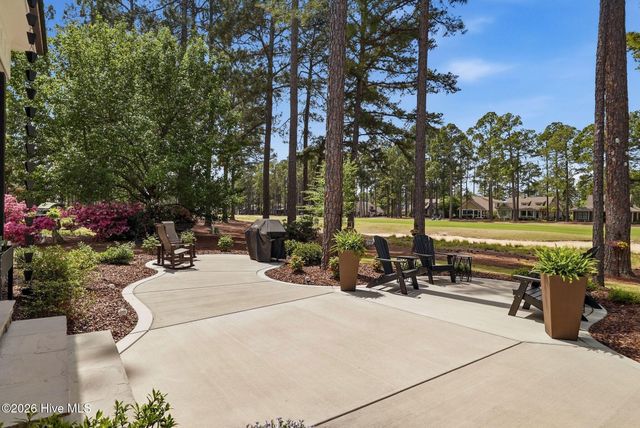 28 Augusta Drive, Southern Pines, NC 28387
