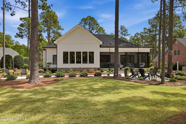 28 Augusta Drive, Southern Pines, NC 28387