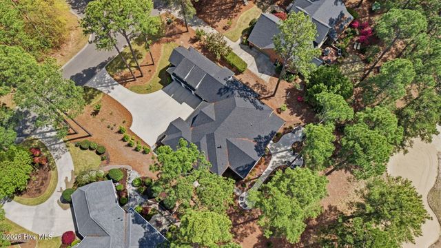 28 Augusta Drive, Southern Pines, NC 28387
