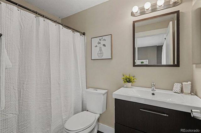 9647 W Elmhurst Place, Littleton, CO 80128
