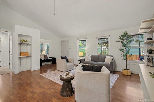 9647 W Elmhurst Place, Littleton, CO 80128