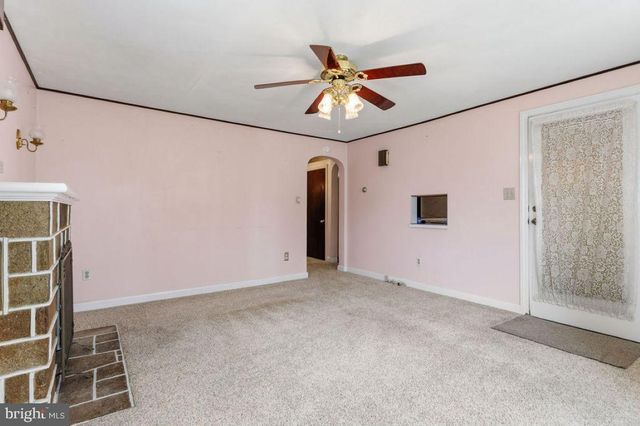 19 N JEFFERSON ST, Hanover, PA 17331