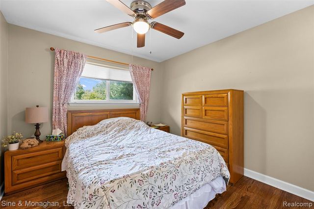1515 Westchester Street, Westland, MI 48186