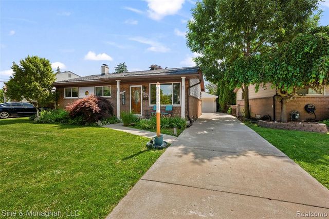 1515 Westchester Street, Westland, MI 48186