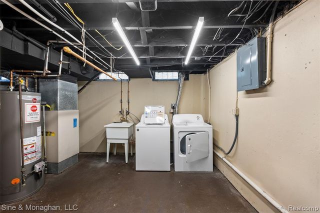 1515 Westchester Street, Westland, MI 48186