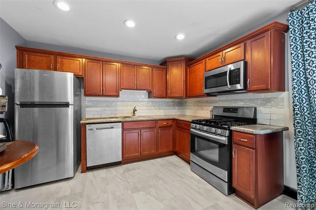 1515 Westchester Street, Westland, MI 48186