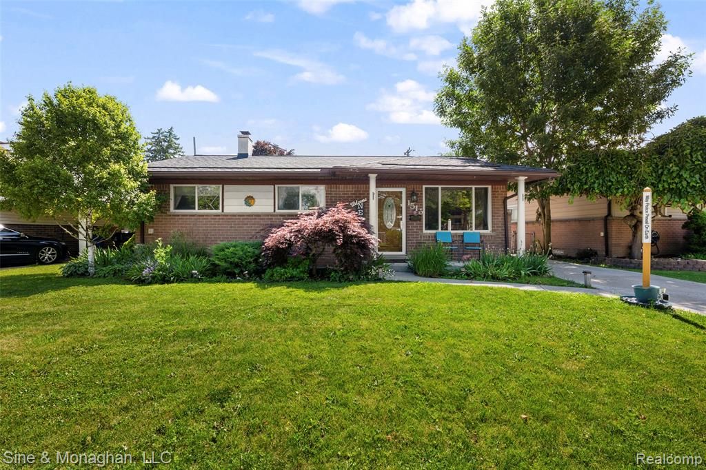 1515 Westchester Street, Westland, MI 48186