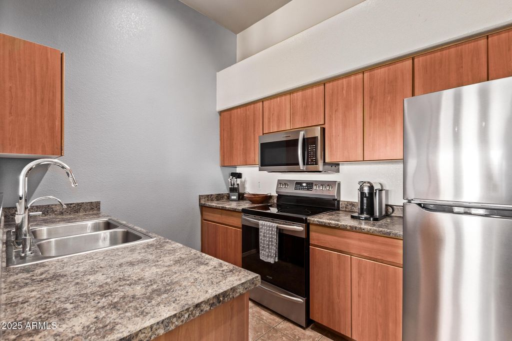Image 14 of property listing at 14250 W WIGWAM Boulevard 722, Litchfield Park, AZ 85340
